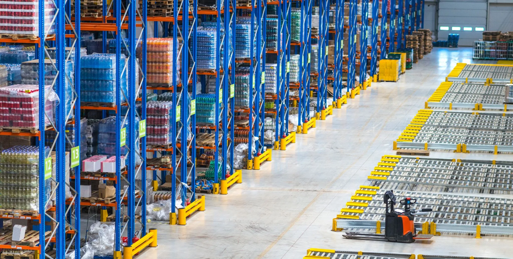 Industrial solutions by Solution+ for manufacturing supply chain and smart operations